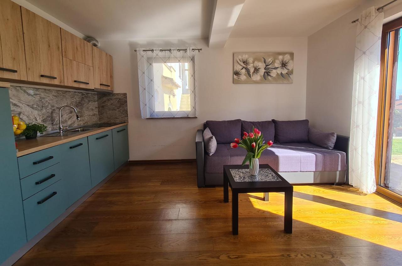 Downtown Ela Appartement *